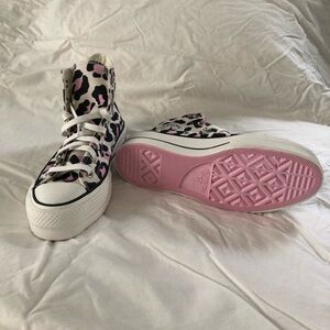 Women’s Chick Taylor Converse pink leopard High top Sneakers